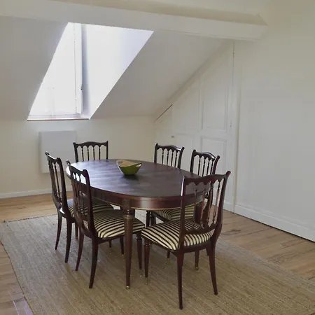 Grand Nr 3 Centre 7 Personnes 3 130m2 Renove شقة *